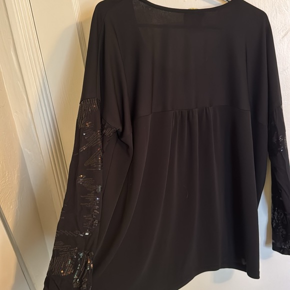 Vanita Rosa Atelier Black Flowy Top with Black Sequined Long Sleeves-Size Large - Picture 8 of 8